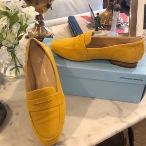 NWT Antonio Melani Loafers